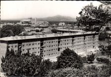 CPSM Salon de Provence Les nouveaux groupes d'immeubles 