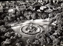 CPSM Aix en Provence B du R Vue aerienne de la Rotonde et la Fontaine 