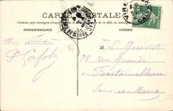 CPA Vire Calvados Place du Chateau 