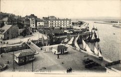 CPA Honfleur Le Port 