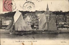 CPA Trouville sur Mer Le Quai Joinville 