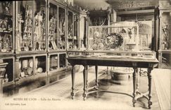 CPA Musee de Lyon Salle des Emaux 