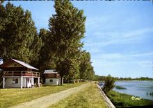 CPSM Camping Place d'Uchizy Ses Chalets Savoyards 