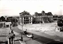 CPSM Autun Saone et Loire Place du Champ de Mars 