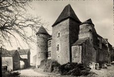 CPSM La Bourgogne Historique et Monumentale Le Chateau de Bissy sur Fley S & L edifie a la Fin du XI