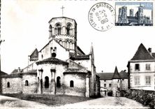 CPSM Semur en Brionnais S et L L'Eglise XIII est un des purs joyaux de l'Art roman biyzantin 