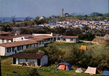 CPSM Taize S et L centre de retraites et village de tentes