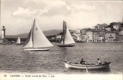 CPA CANNES yachts sortant du port 
