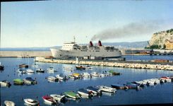 CPA NICE courier pour la corse sortant du port 