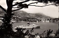 CPA Villefranche sur mer Navire a l'ancre en rade de villefranche 
