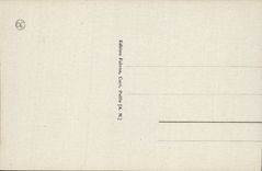 CPA Peille Vieille rue arrivant a la fontaine gothique 