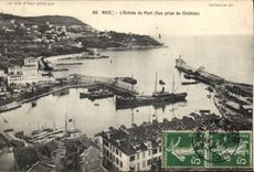 CPA Nice L'Entree du Port vue prise du Chateau 