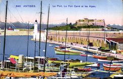 CPA Antibes le Port le Fort Carre et les Alpes 