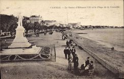 CPA Cannes La Staue d'Edouard VII et la Plage de la Croisette 