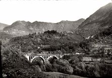CPSM Boulene Vesubie A M station et Cure d'Air vue sur la valle de la Vesubie dans le fond la Bollen