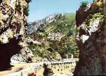 CPSM Saorge (A M) Alt 600 m Vue prise des Gorges de la Roya