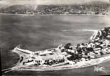 CPSM Cannes Cote d'Azur Le Casino Paim Beach et Vue Generale