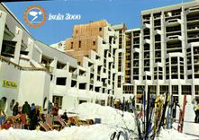 CPSM Isola 2000 Cote d'Azur French Riviera Alpes Maritimes Pistes de 1800 a 2500 m Neige Ski Soleil 