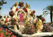 CPSM Nice La Cote d'Azur Bataille de Fleurs