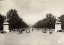 CPSM Paris Avenue des Champs Elysees