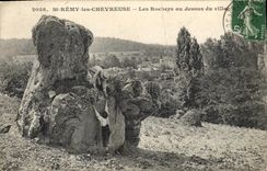 CPA St Remy les Chevreuse Les Rochers au dessus du Village