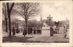 CPA Niort Jardin de la Place de la Breche