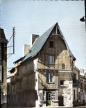 CPA Thouars (Deux Sevres) Maison du XVe Siecle (Siege du S I)