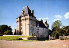 CPSM Cherveux (Deux Sevres) Chateau du XVe ET XVIe Siecle