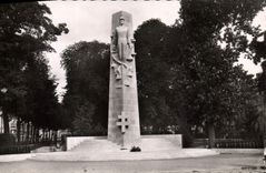 CPA Amiens (Somme) Monument au Generale Leclerc par Joel et Jan Martel