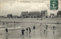 CPA Cayeux sur Mer Les Enfants a Mer basse