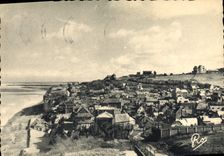 CPSM Ault Onival La Plage et le Bas de la Ville