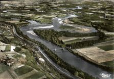 CPSM Tarn et Garonne Gonfluent du Tara et de la Garonne pres Moissac (T et G) Vue panoramique aerien