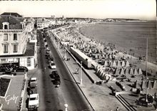 CPA Les Sables D'Olonne Vue d'Ensemble de la Plage 