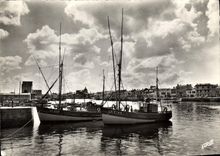 CPA Les Sables D'Olonne Ciel d'orage sur le Port 
