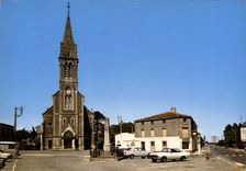 CPSM L'Herbergement Vendee Place de l'Eglise 