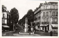 CPA Le Mans Avenue Thiers 
