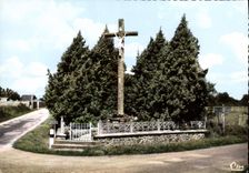 CPSM Louplande Sarthe Le Calvaire 