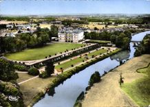 CPSM Le Lude Sarthe Le Parc Le Chateau  