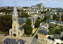 CPSM Le Mans Sarthe l'eglise le pre et la cathedrale 