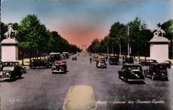 CPA Paris Champs Elysees Avenue 