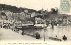 CPA Trouville Depart du Bateau du Havre La Touques