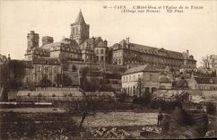 CPA Caen l'hotel Dieu et l'eglise de la Trinite Abbaye aux Dames 
