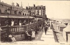 CPA Houlgate le casino et la Digue 