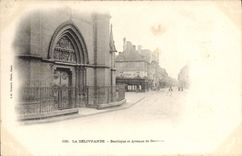 CPA La Delivrande Basilique et Avenue de Douvres 
