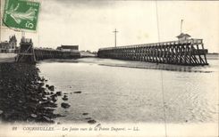 CPA Courseulles les Jetee Vues de la Pointe Duperre 