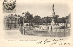 CPA Bayeux la place du chateau 