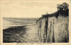 CPA Onival sur mer la plage et les Falaises 