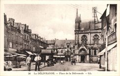 CPA La Delivrande place de la Delivrande 