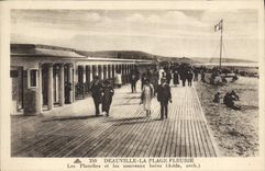 CPA Deauville la plage Fleurie les planches et le nouveaux Bains Adda arch 