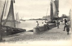 CPA Trouville le Quai 